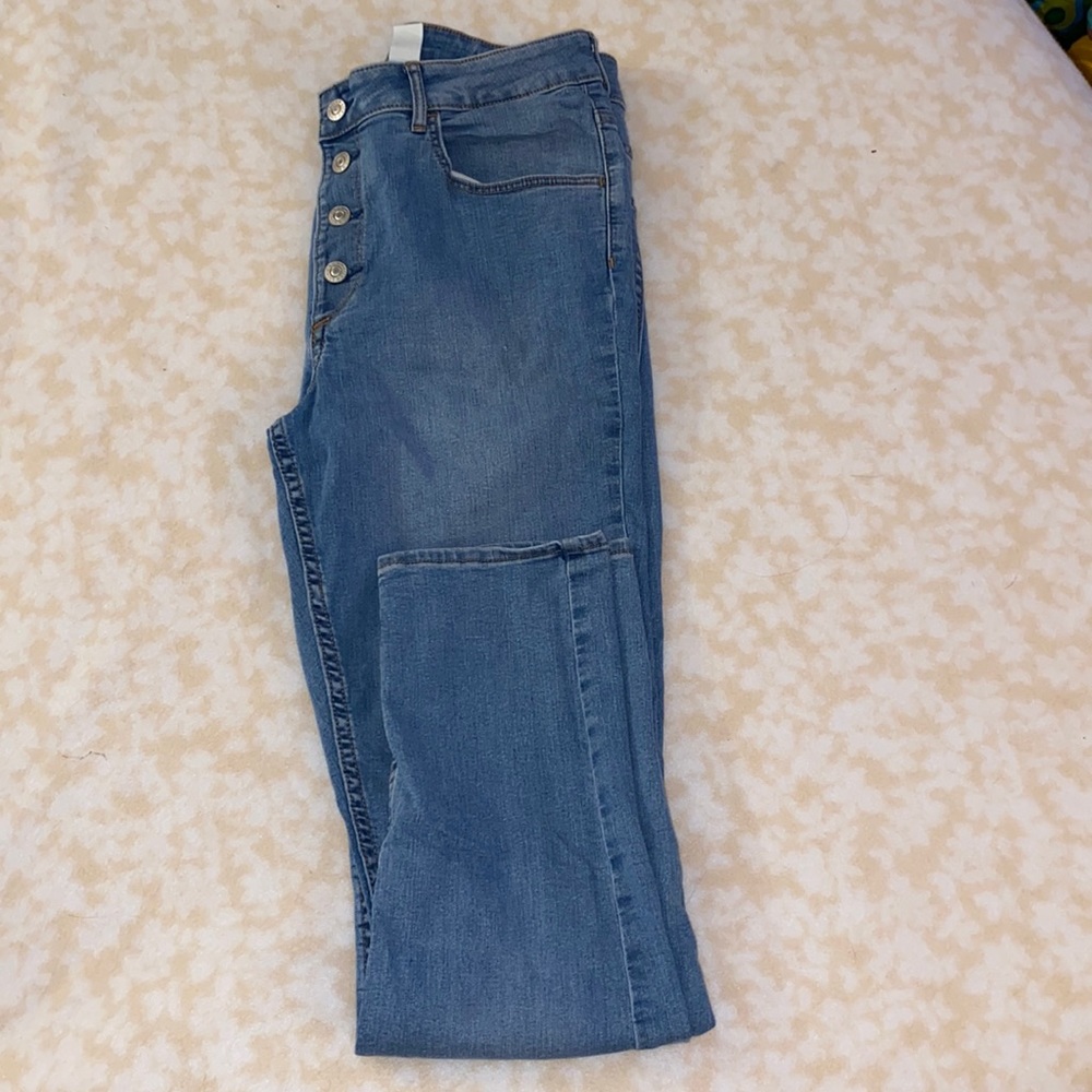 4 Button High Waisted Jeans